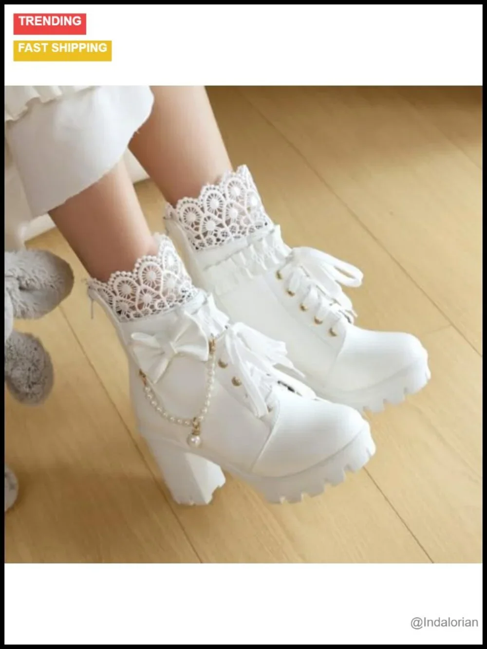 Women's Lace-Up Platform Ankle Boots Goth Chunky Heel Faux Leather Pearl Chain